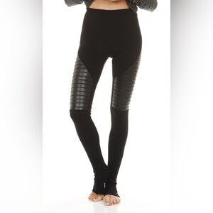 AAKASHA LEGGINGS WITH Eco LEATHER PIN TUCK PATTERN medium